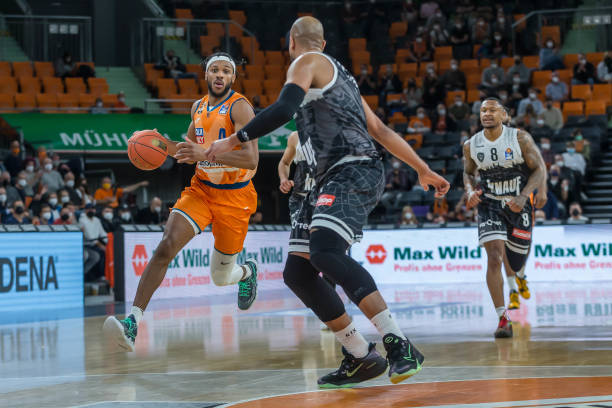 国队的首秀 国队的首秀