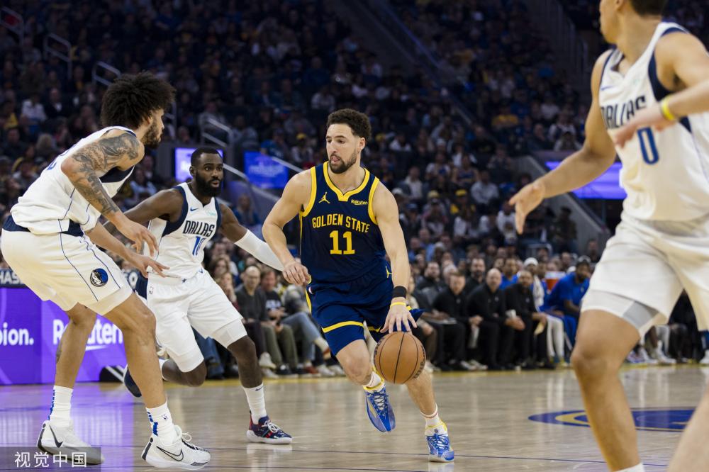 比赛中脱颖 比赛中脱颖